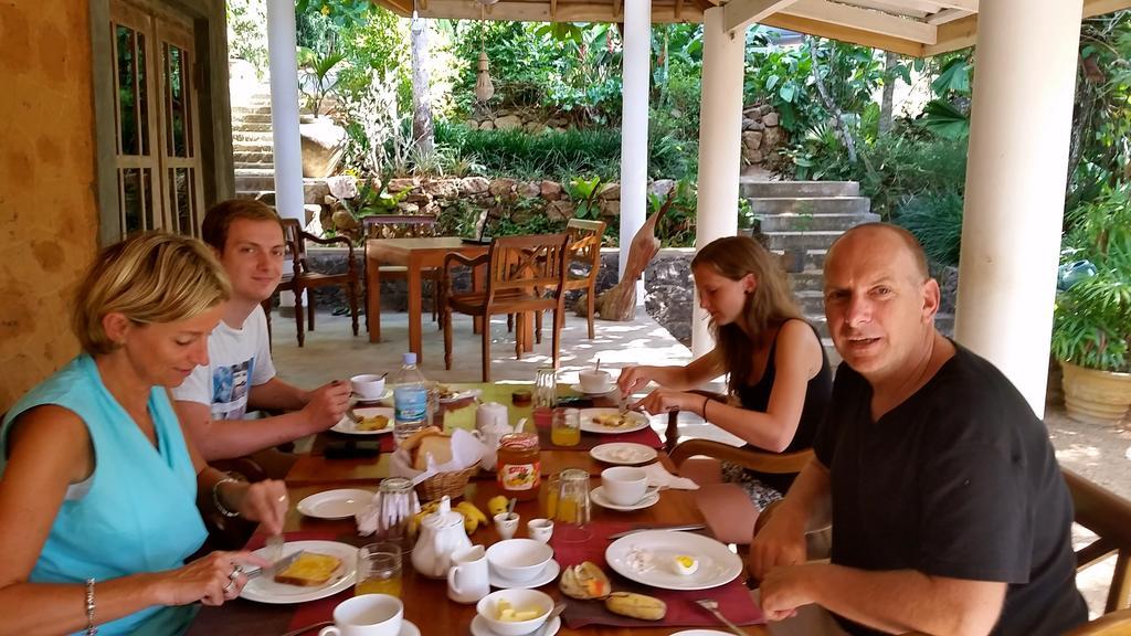Landa Holiday House Belihuloya Luaran gambar