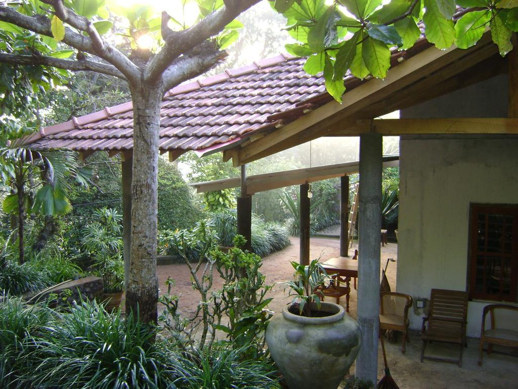 Landa Holiday House Belihuloya Luaran gambar