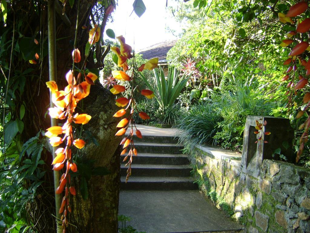 Landa Holiday House Belihuloya Luaran gambar